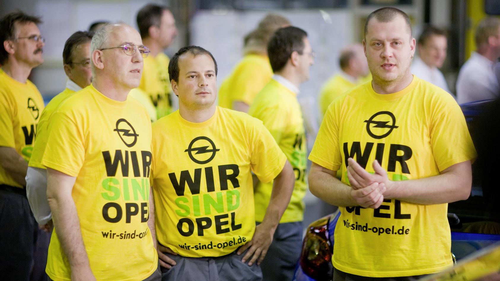 Die Mitarbeiter von Opel können erstmal aufatmen: Für die nächsten fünf Jahre sind ihre Jobs sicher.