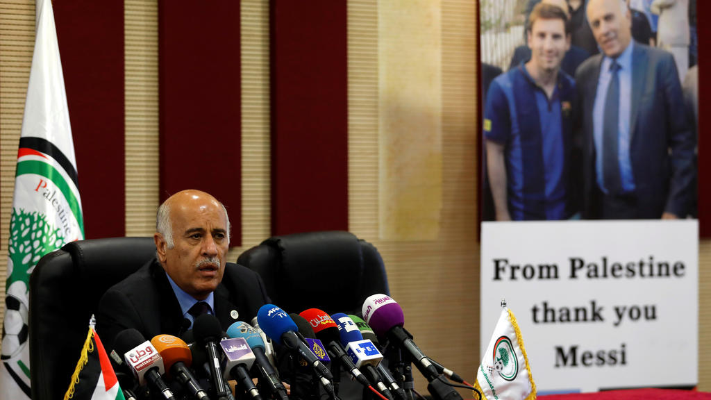 Palestinian FA chief Jibril Rajoub speaks during a news conference, in Ramallah in the occupied West Bank June 6, 2018. REUTERS/Mohamad Torokman