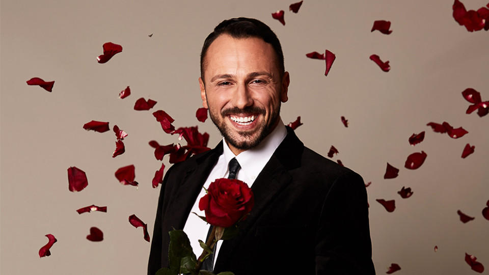 Jorgo ist ein künstlerischer Typ. Überzeugt er damit die Bachelorette?