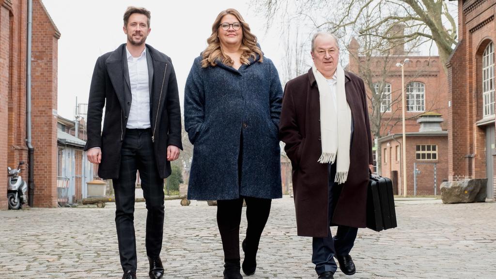 Felix Thönnessen, Ilka Bessin und Heinz Buschkowsky wollen Familien einen Weg aus der Sozialhilfe aufzeigen.