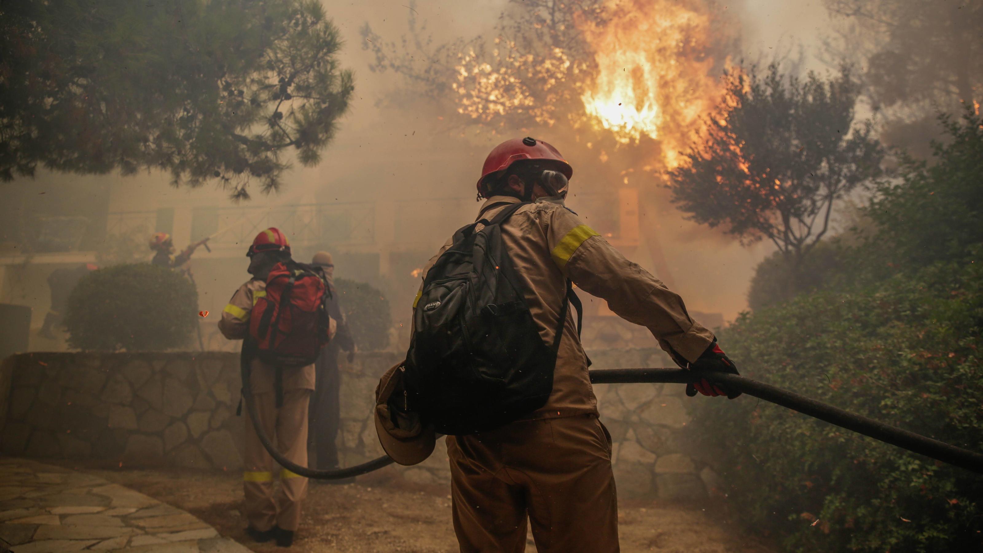 Dutzende Tote in Griechenland nach Waldbränden