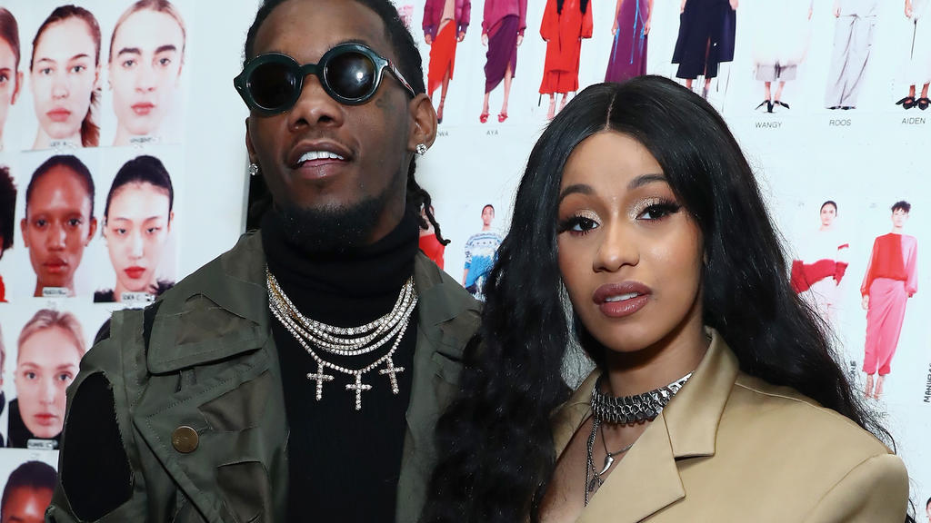 Rapper Offset postet Nacktfoto seiner Frau Cardi B bei Instagram.