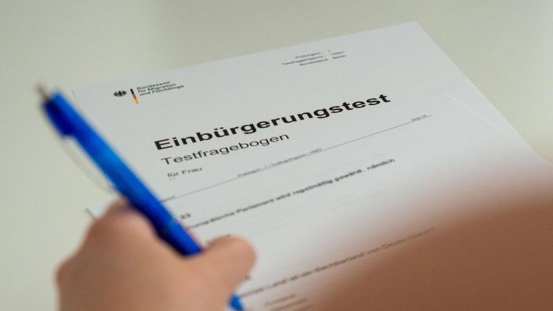 Deutscher Einbürgerungstest: Würden Sie ihn bestehen?