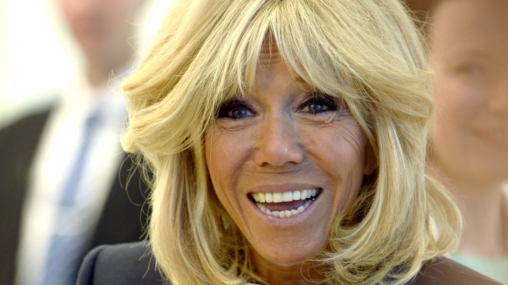 Transgender-Gerüchte Um Brigitte Macron: Jetzt Wehrt Sich Frankreichs ...