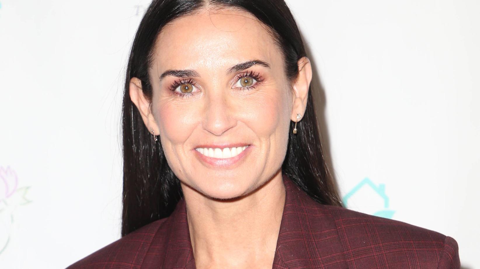 Pics demi moore sexy Demi Moore,