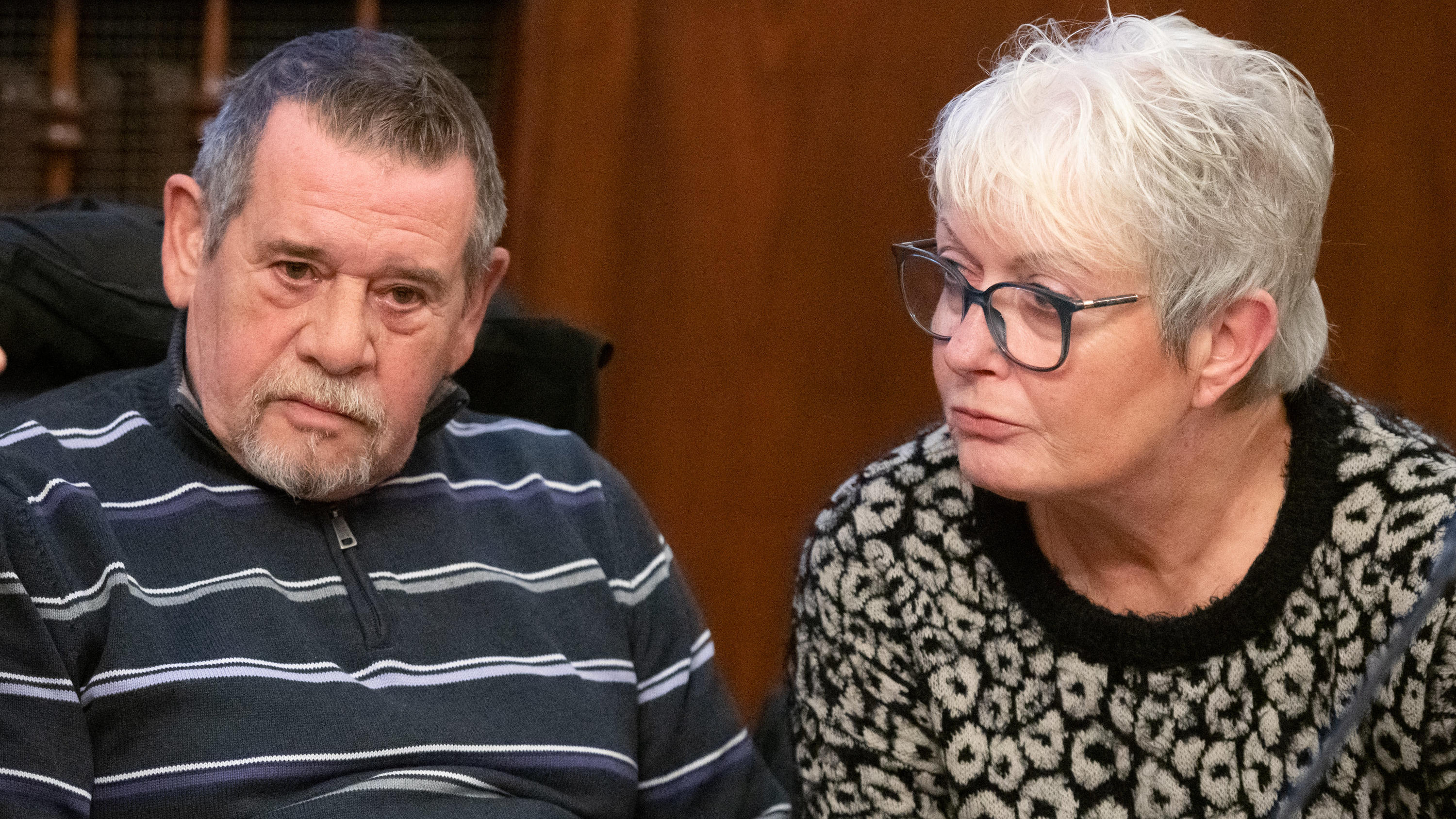 Eltern der toten Nicole-Denise Sch. im Gerichtssaal in Dortmund