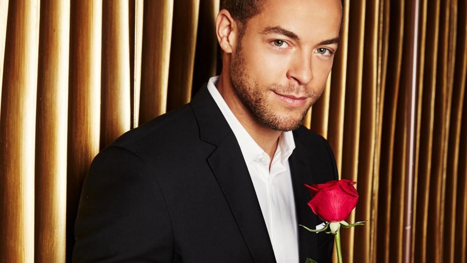 Auf eine Rose von Bachelor Andrej Mangold hoffen 20 Single-Frauen.