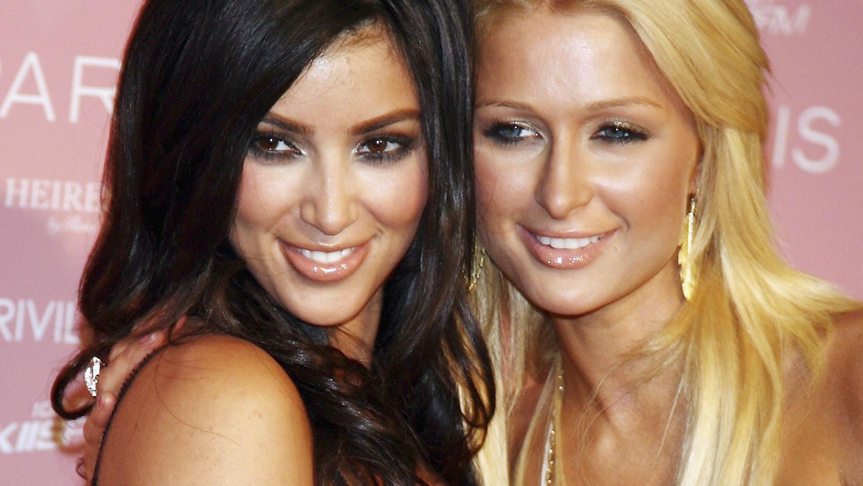 Kim Kardashian und ihre ehemals beste Freundin Paris Hilton 2006 in L.A.