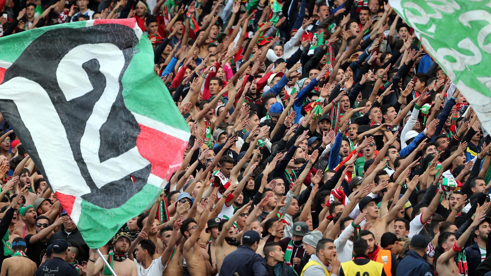 Fans in Algerien