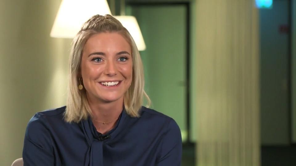 Janina Celine Jahn findet es richtig, dass man Kandidatin vor dem Bachelor Interesse zeigt.