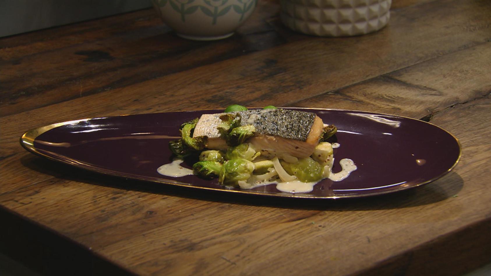 Lachs mit Creme-Rosenkohl: Hauptgericht von Meta Hiltebrand