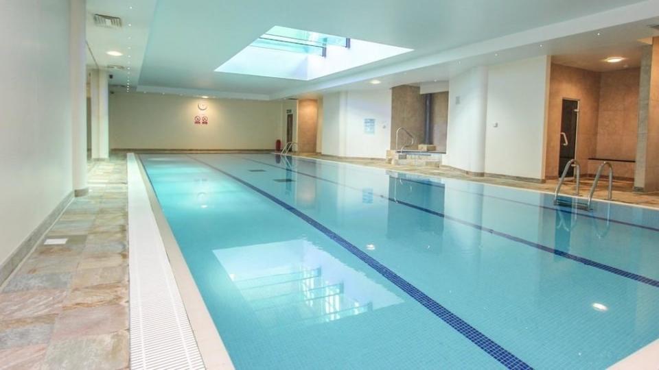 Es gibt sogar einen Pool!