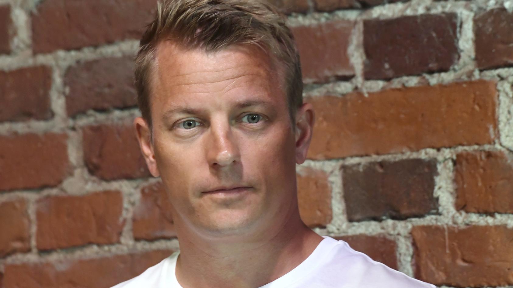 ARCHIV - 16.08.2018, Finnland, Helsinki: Der finnische Formel-1-Pilot Kimi Räikkönen bei der Veröffentlichung seiner Biographie «Unknown Kimi Räikkönen». (zu dpa: "Beschwipster Räikkönen hat Spaß bei Abschlussparty" vom 08.12.2018) Foto: Markku Uland