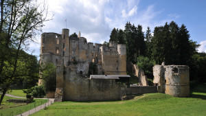 Nah, schön und unbekannt: Das Schloss Beaufort in Luxemburg ist eine Reise wert.