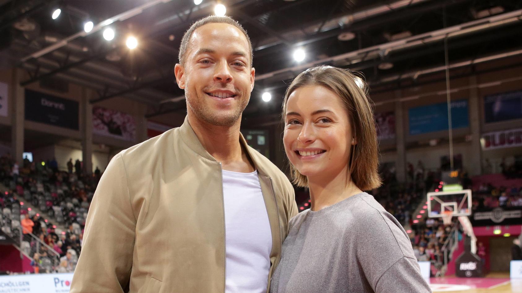 Bachelor Andrej Mangold & Jennifer Lange Wagen Den Nächsten Schritt!