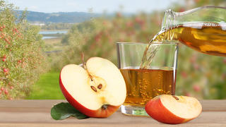 Apfelschorle ist ein beliebter Durstlöscher.
