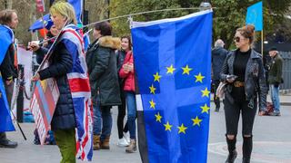March 27, 2019 - London, UK, UK - London, UK. Anti-Brexit demonstrators protest with an EU flag outside the Houses of Parliament. Later today the MPs will votes on series of indicative votes on alternatives to Prime Minister Theresa MayÖs Brexit deal. London UK PUBLICATIONxINxGERxSUIxAUTxONLY - ZUMAl94_ 20190327_zaf_l94_110 Copyright: xDinendraxHariax  
