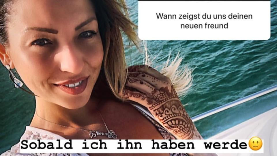 Auf Instagram verrät Kristina, dass sie wieder Single ist.