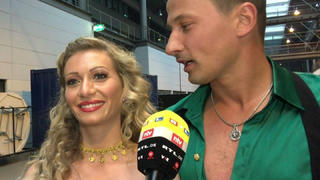 let-s-dance-2019-der-gehoerlose-schauspieler-benjamin-piwko-stellt-sich-der-tanz-herausforderung-mit-isabel-edvardsson