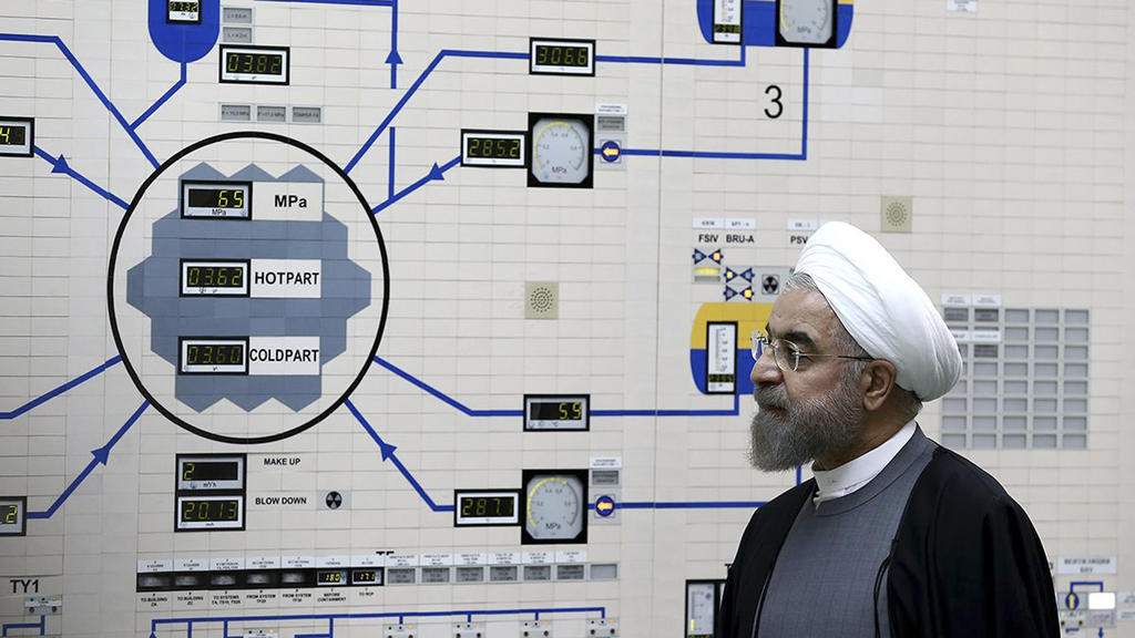 Irans Präsident Hassan Ruhani im Atomkraftwerk Bushehr.
