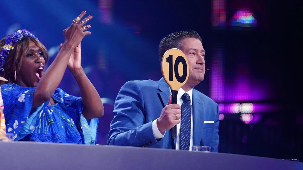 Joachim Llambi mit Ehe-Ring am "Let's Dance"-Pult