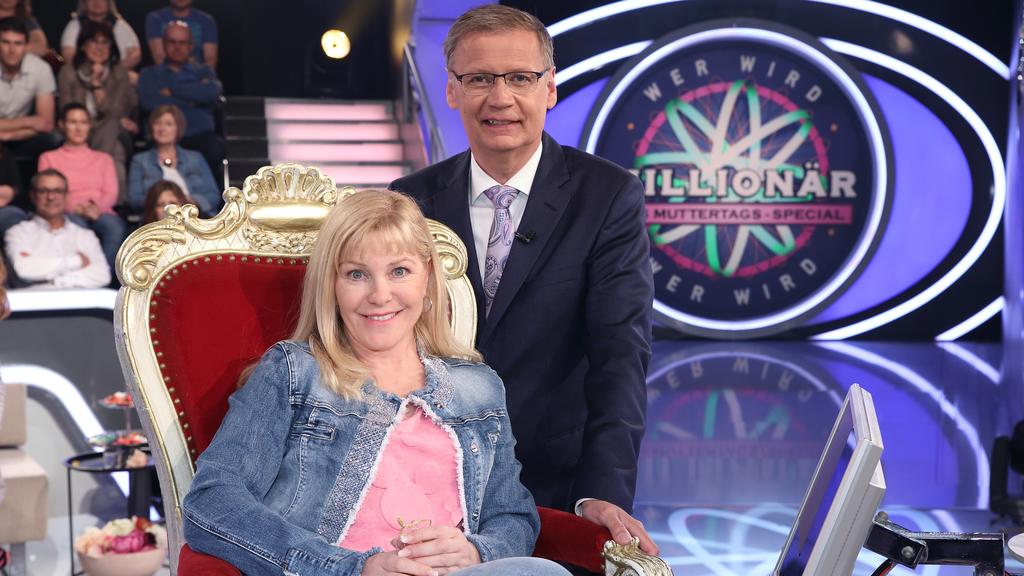 Moderator Günther Jauch mit Andrea Bringenberg aus Bottrop