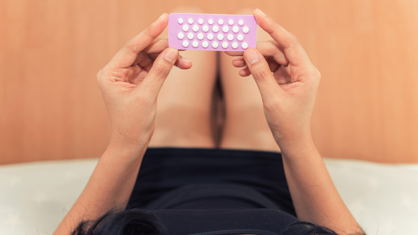 Die Pille ist an erster Stelle für die Verhütung gedacht, viele Frauen nehmen sie aber auch aus kosmetischen Gründen.