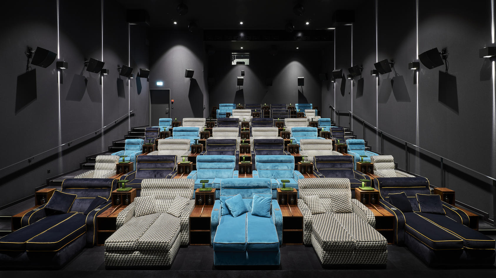 this-movie-theater-has-beds-instead-of-chairs-twitter-has-some-thoughts