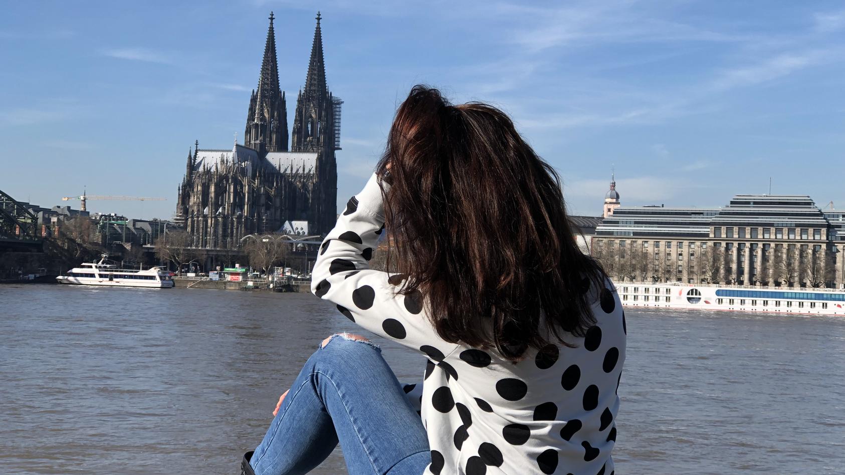 Kolumnistin Tina Tinderina schreibt über ihre Erfahrung mit Dating-Apps