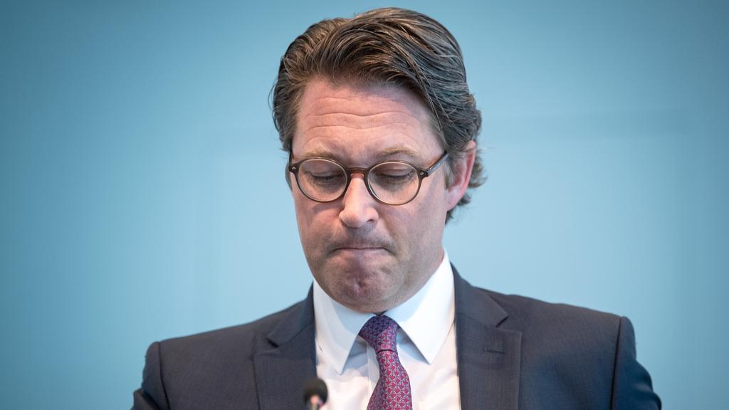 18.06.2019, Bayern, München: Andreas Scheuer (CSU), Bundesverkehrsminister, spricht bei einem Pressestatement zur Pkw-Maut. (Zu "EuGH: Deutsche Pkw-Maut ist rechtswidrig") Foto: Sina Schuldt/dpa +++ dpa-Bildfunk +++