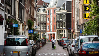 Eine Straße in Amsterdam.