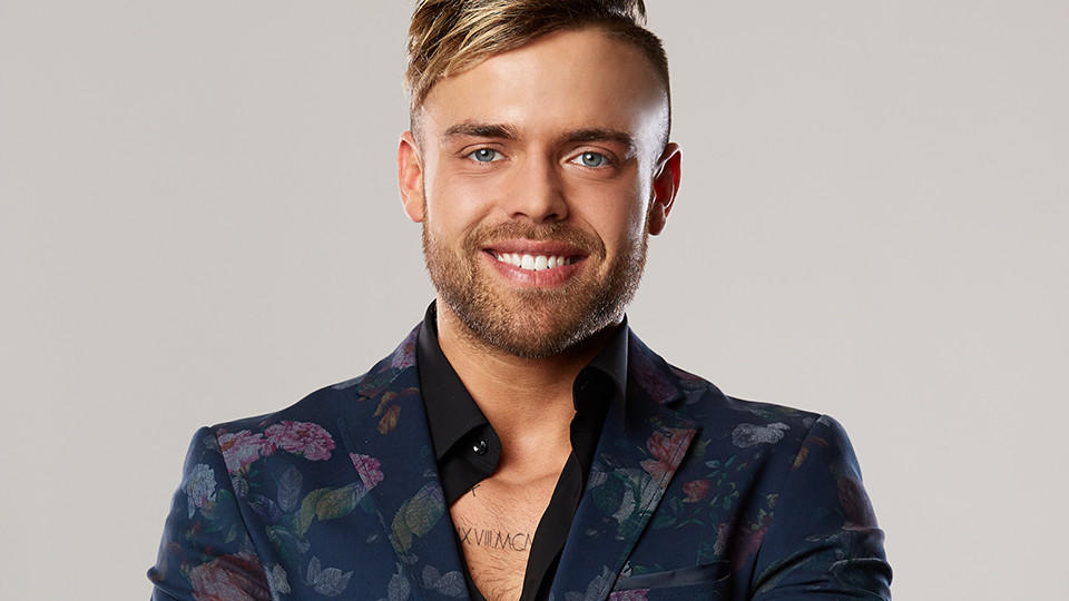 Andreas Ongemach ist 27 Jahre alt und Kandidat bei „Die Bachelorette 2019“. In der fünften Woche bekommt er keine Rose.