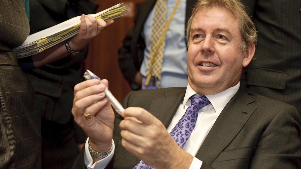 Nov. 30, 2009 - Brussels, BXL, Belgium - Permanent Representative of the United Kingdom to European Union Kim Darroch at the start of Justice and Home Affairs Council at EU Council headquarters in Brussels, Belgium on 2009-11-30 Â PUBLICATIONxINxGERx