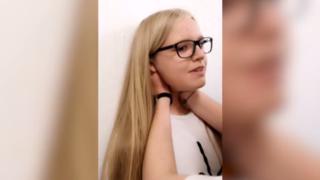 geschwister-rasieren-heimlich-ihre-haare-ab