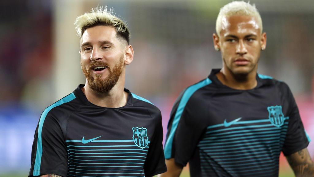 Lionel Messi und Neymar (r.)