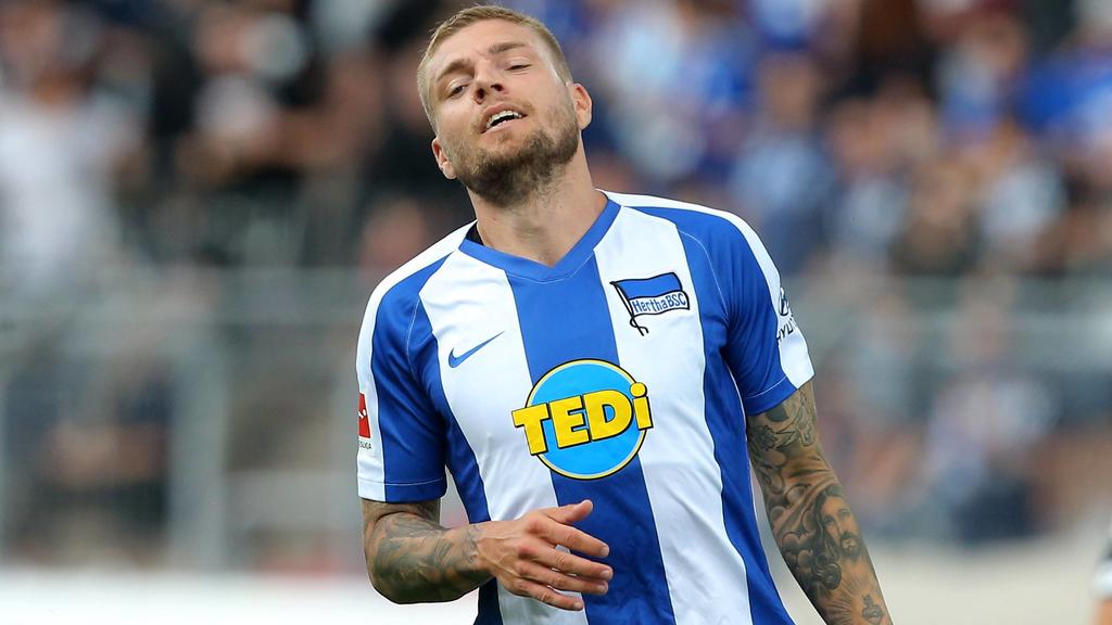 Karlsruhe, Germany 13.07.2019, Jubilaeumsblitztunier, Hertha BSC Berlin vs. Sturm Graz, Alexander Esswein (BSC) enttaeuscht, looks dejected ( Defodi-09-541-019536 *** Karlsruhe, Germany 13 07 2019, anniversary flash tournament, Hertha BSC Berlin vs.