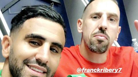 Franck Ribéry feiert Algeriens Sieg beim Afrika-Cup (Quelle: Instagram@riyadmahrez26.7)