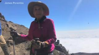 Anne Lorimor auf dem Kilimandscharo