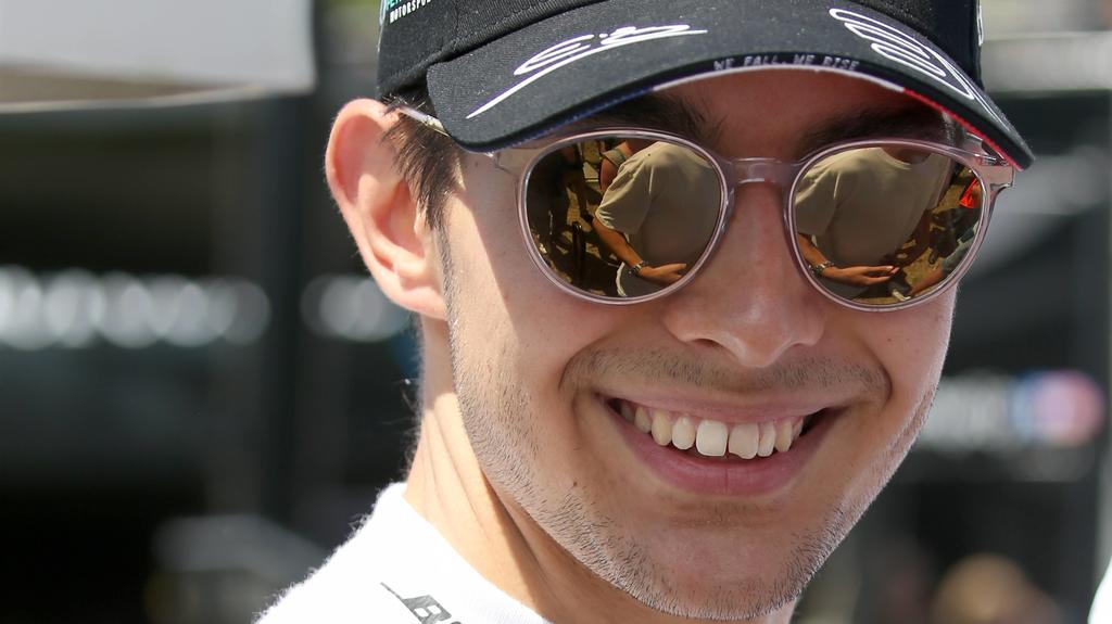 French racing driver Esteban Ocon attends the Goodwood Festival Of Speed at Goodwood House in England. JULY 6th 2019 PUBLICATIONxINxGERxSUIxAUTxHUNxONLY MTXx192452  
