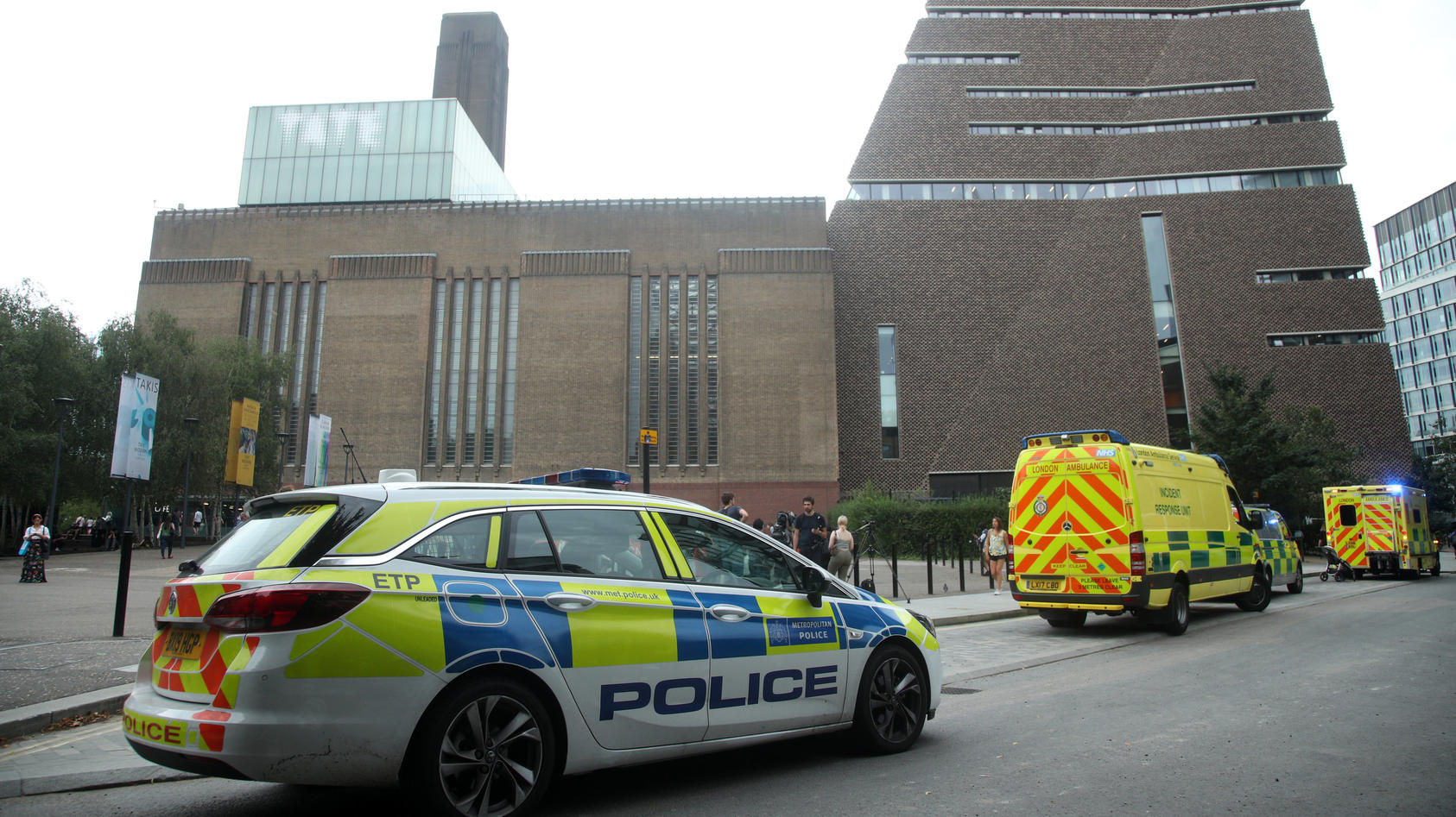 London - Kind in die Tiefe gestoßen