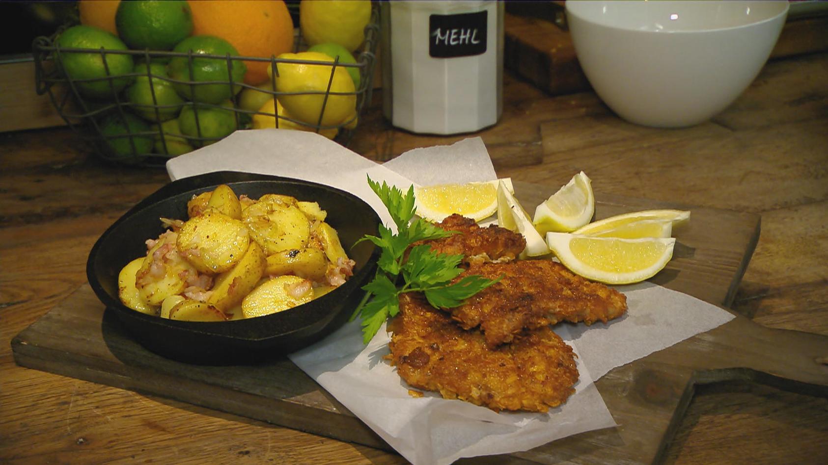 Schnitzel mit Knusperhülle mit Bratkartoffeln: Hauptgericht von Meta Hiltebrand und Ronny Loll