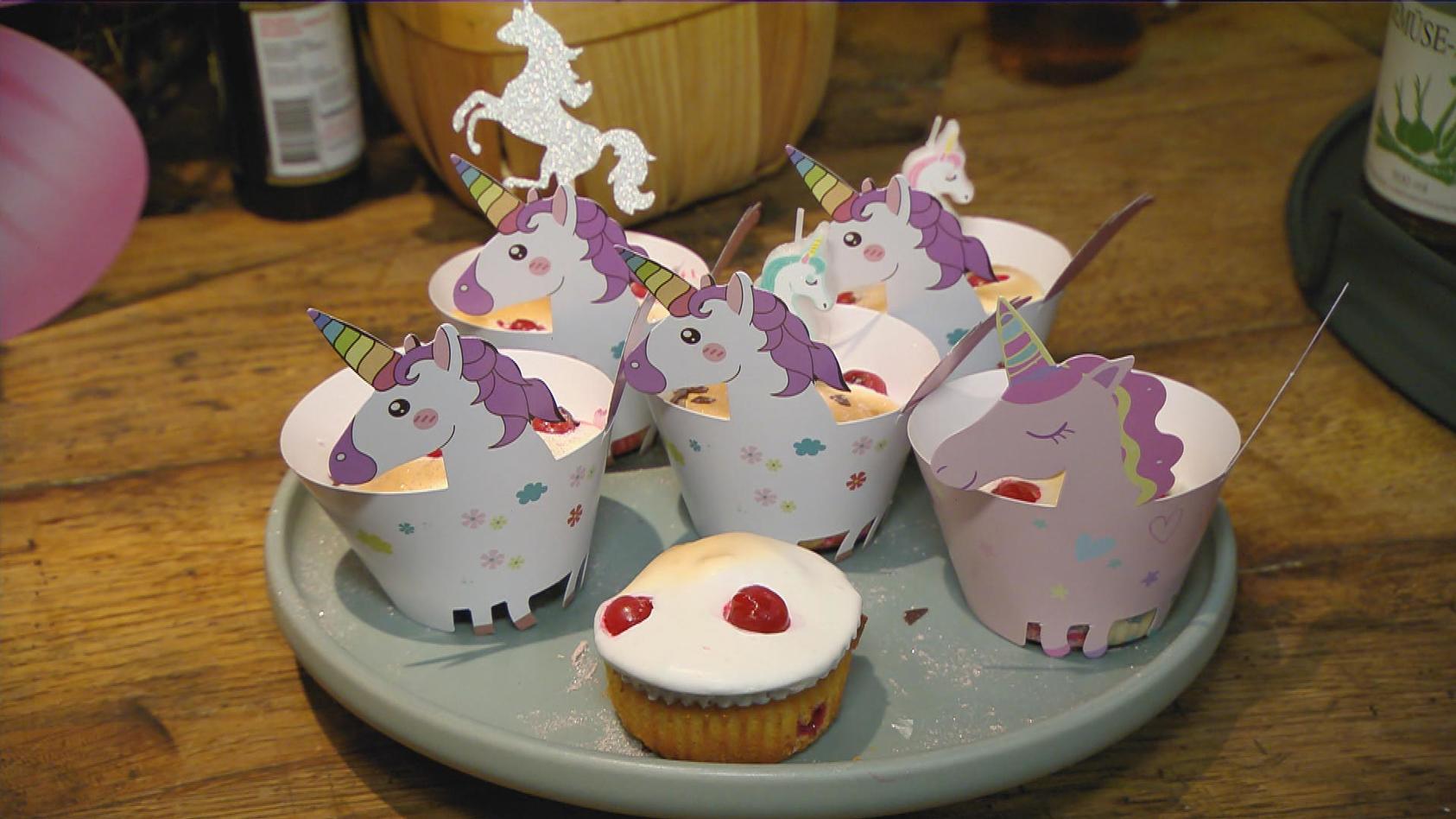 Johannisbeer-Baiser-Muffins: Dessert von Meta Hiltebrand und Andrea Schirmaier-Huber