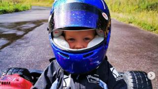 Kimi Räikkönens Sohn Robin erstmals im Go-Kart