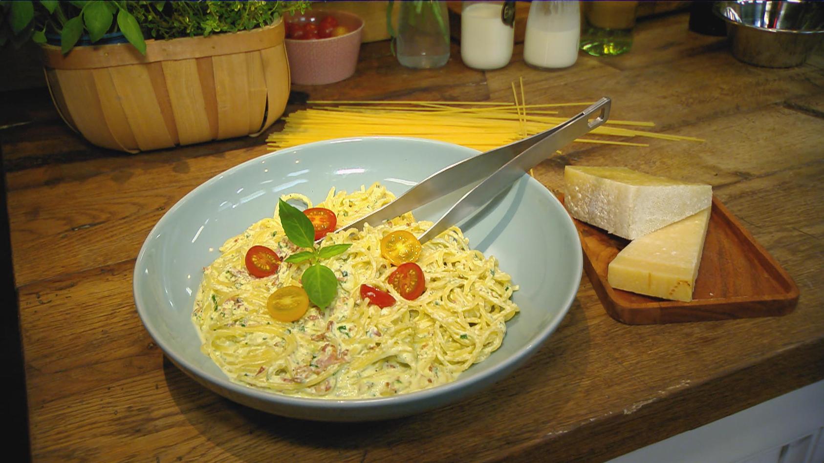 Spaghetti mit Bärlauch-Carbonara: Pasta-Rezept von Andrea Schirmaier-Huber und Ludwig Heer