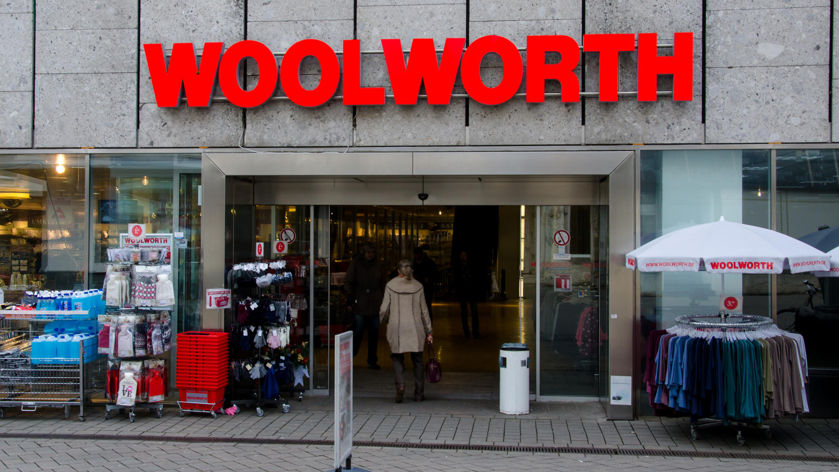 Woolworth: Planowanych ponad 400 nowych otwarć