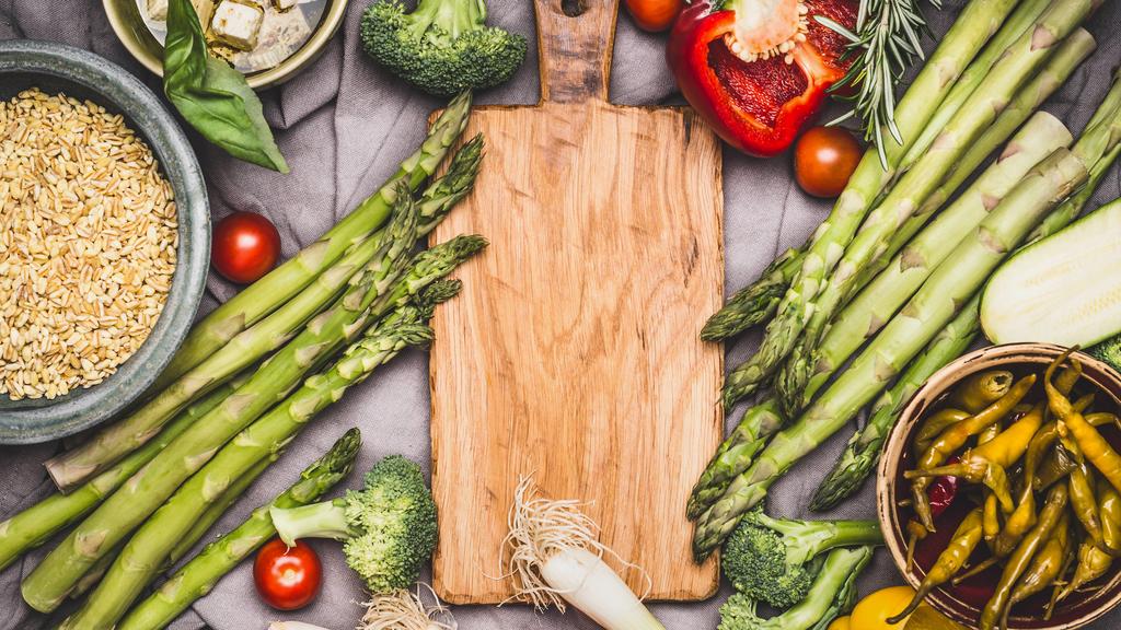 Foodboxen enthalten Lebensmittel, Produktneuheiten, Getränke und mehr.