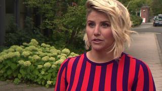 Schlager-Sängerin Beatrice Egli ist sauer über den Fake-Diätpillen-Post, für den ihr Bild missbraucht wurde.