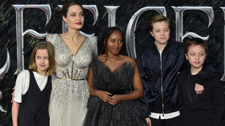 Stars arriving at the UK premiere of 'Maleficent: Mistress of Evil' at the BFI IMAX Waterloo in London, England.Pictured: Elle Fanning,Angelina Jolie,Vivienne,Zahara,Shiloh,KnoxRef: SPL5121424 091019 NON-EXCLUSIVEPicture by: SplashNews.comSplash News and PicturesLos Angeles: 310-821-2666New York: 212-619-2666London: +44 (0)20 7644 7656Berlin: +49 175 3764 166photodesk@splashnews.comWorld Rights, No France Rights, No United Kingdom Rights