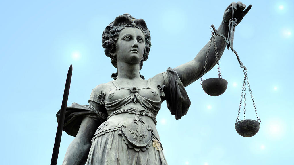 Symbolfoto Justitia mit Waage und Schwert Justitia, Lady Justice with balance and sword BLWS545910 Copyright: xblickwinkel/McPHOTOx