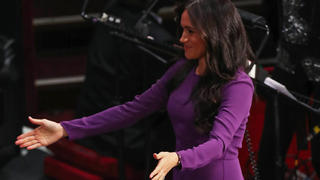 Meghan, Duchess of Sussex attends the One Young World event at the Royal Albert Hall in London.Pictured: Meghan Duchess of Sussex,Meghan MarkleRef: SPL5123974 221019 NON-EXCLUSIVEPicture by: Gareth Fuller-PA/ROTA supplied by Splash News / SplashNews.comSplash News and PicturesLos Angeles: 310-821-2666New York: 212-619-2666London: +44 (0)20 7644 7656Berlin: +49 175 3764 166photodesk@splashnews.comWorld Rights, No United Kingdom Rights